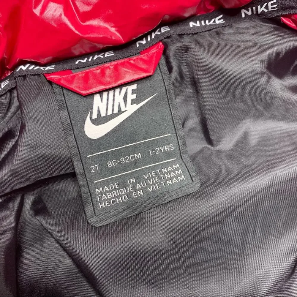 Nike size 2t